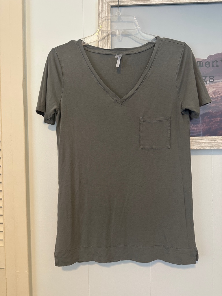 Size Small Gap Pure Olive Green/Grayish V-Neck Tshirt